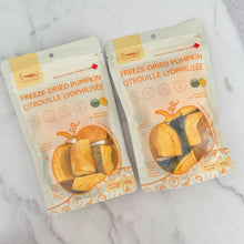 Load image into Gallery viewer, LOOPY PAWS Freeze-Dried Fruity Crunchy for Dogs & Cats - Kabocha Pumpkin