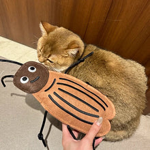 Load image into Gallery viewer, TALI Insect Catnip Cat Toy Giant Cockroach
