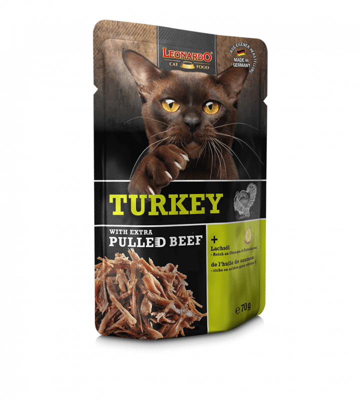 LEONARDO 'Pulled Meat' Cat Wet Food Pouch - Turkey + Extra Pulled Beef